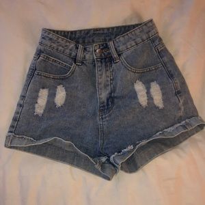 Light wash denim jean short from shein